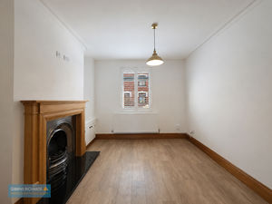 Sitting Room- click for photo gallery
